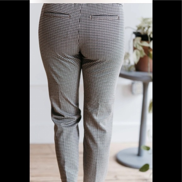 Zara Basic Plaid Pants Womens Size Medium Regular Fit Stretch Waist Straight Leg - Picture 2 of 10